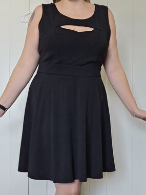 City Chic Black Sleeveless Cutout Dress